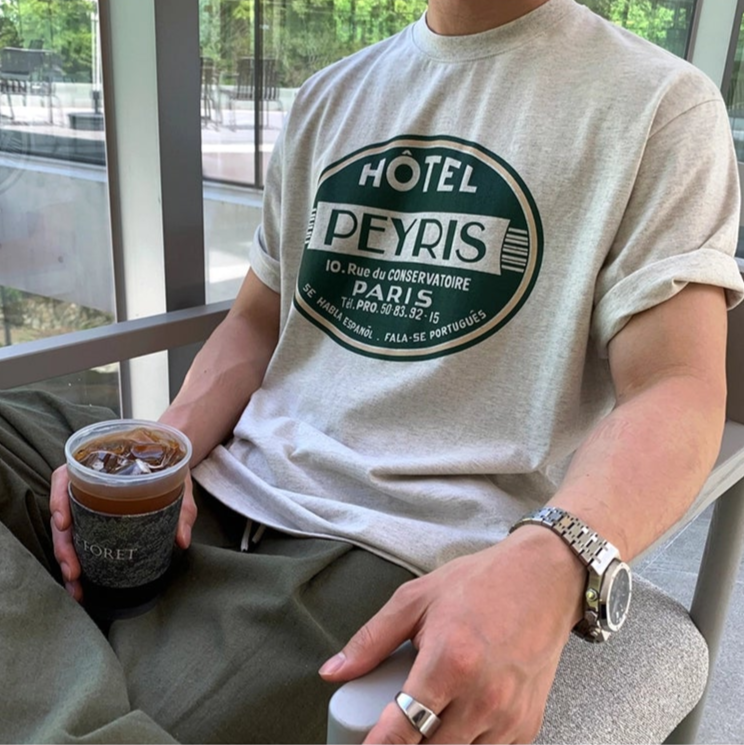 S8 No. 669 Hotel Peyris Paris Graphic T-Shirt