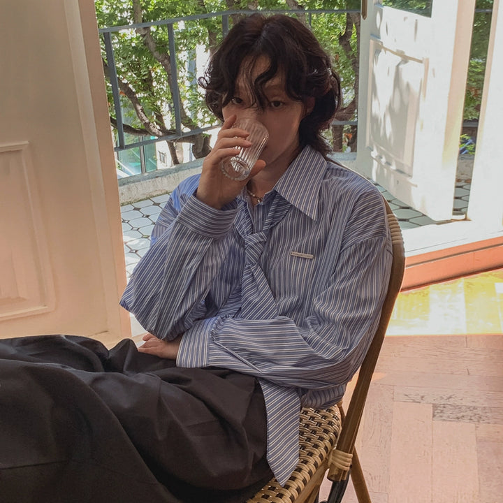 S8 No. 671 Striped Shirt And Tie Set