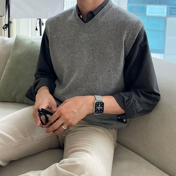 S8 No. 493 Knit V-neck Vest