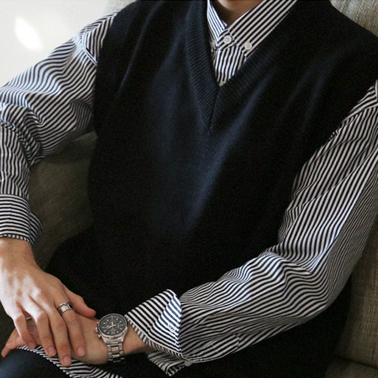 S8 No. 403 Black Knit Vest