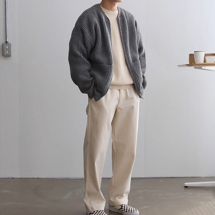 S8 No. 220 Round Neck Knit Cardigan