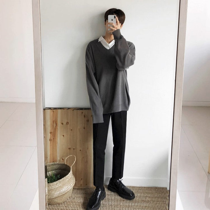 S8 No. 454 Thick V-neck Sweater