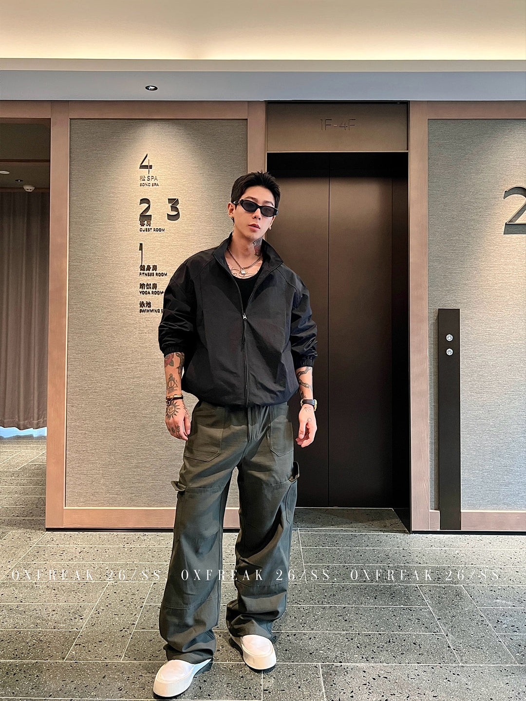 S8 No. 721 Pleated Multi-Pocket Cargo Pants by 88Society Apparel