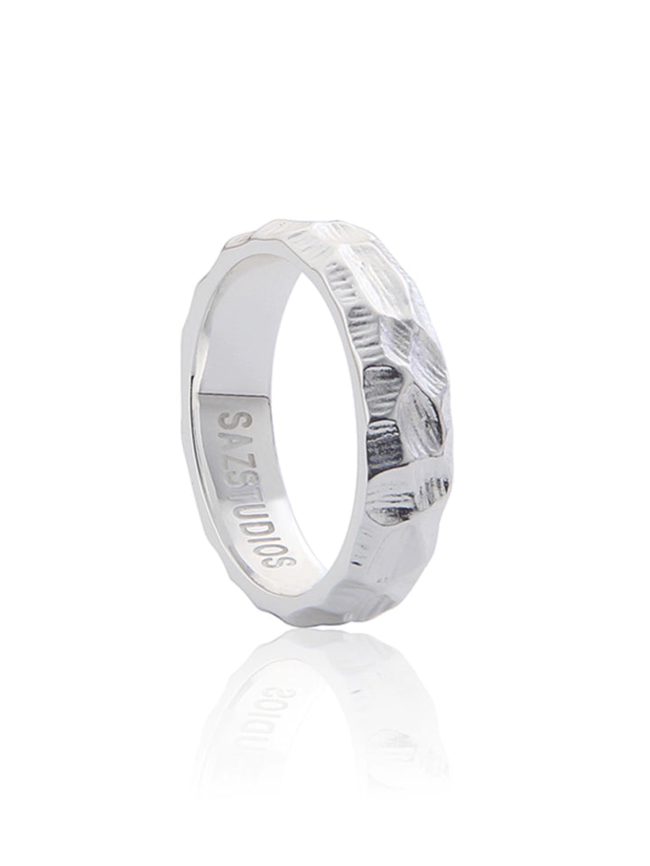 KC No. 609 Hammered Ring
