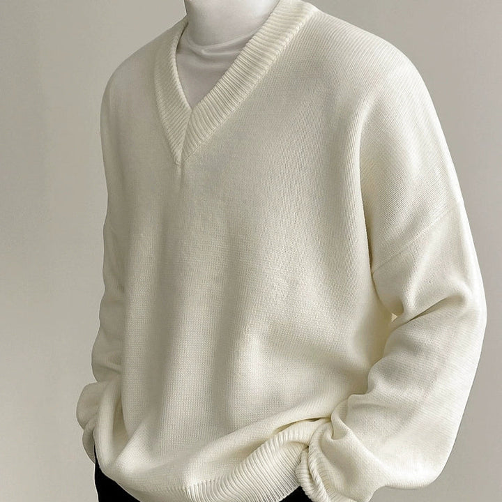 S8 No. 448 V-Neck Knit Sweater