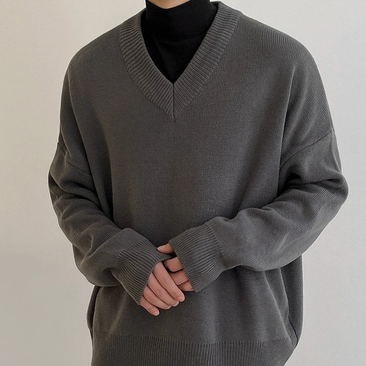S8 No. 448 V-Neck Knit Sweater