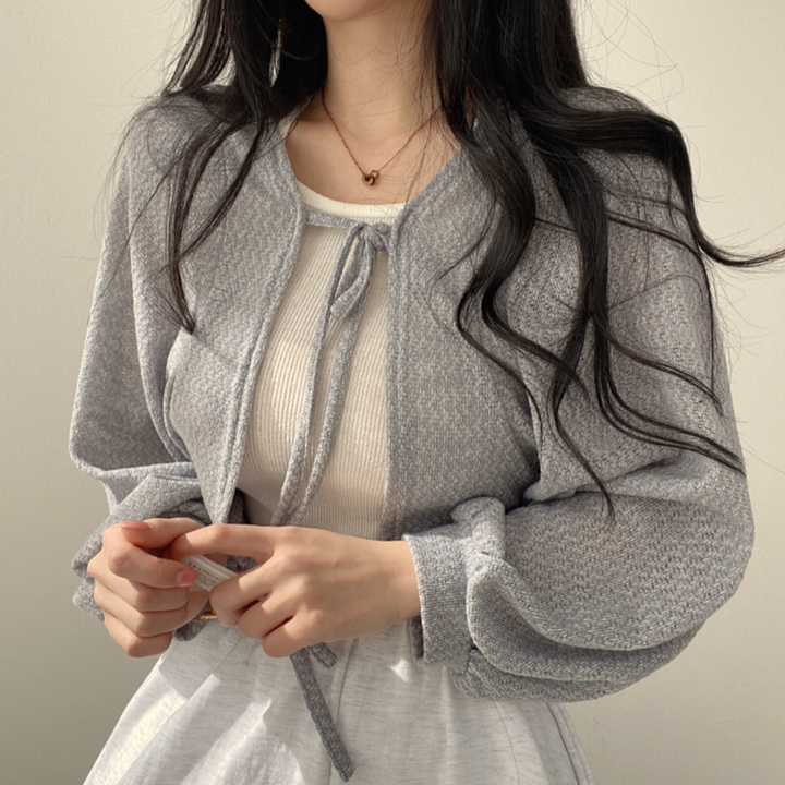 S8 No. 206 Short Cardigan Sweater