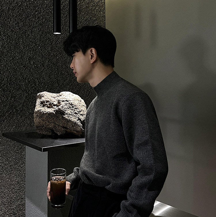 S8 No. 181 Half-High Collar Knit Sweater