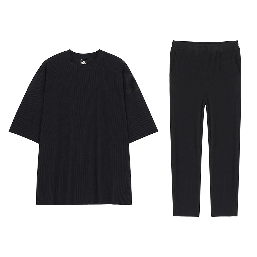 S8 No. 224 Black Short-Sleeved T-Shirt And Trousers