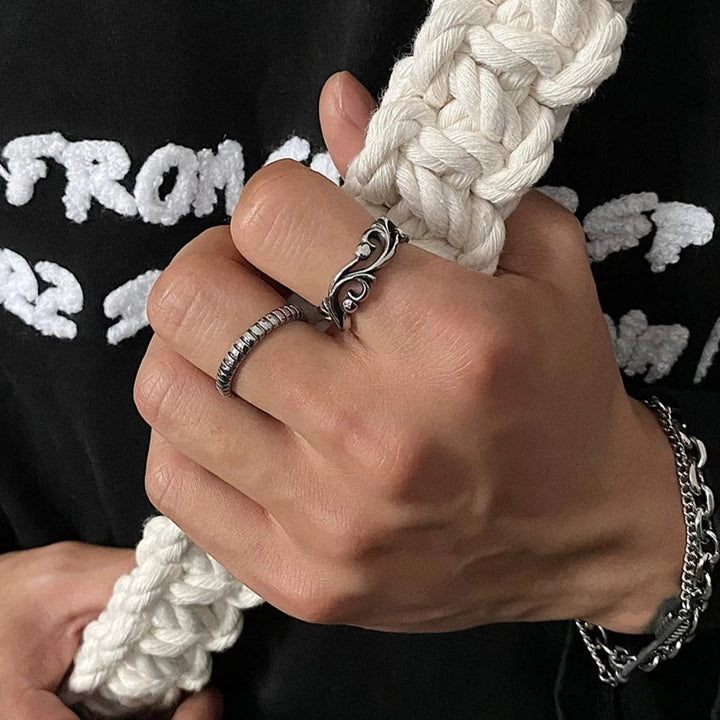 S8 No. 250 Vine Ring