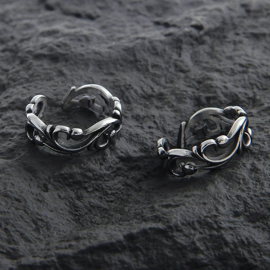 S8 No. 250 Vine Ring