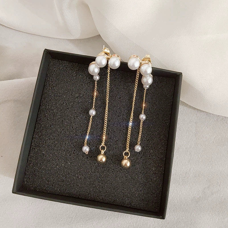 S8 No. 208 Tassel Pearl Earrings