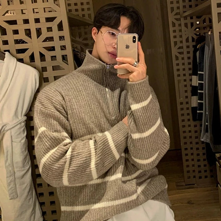 S8 No. 207 Lapel Knit Sweater