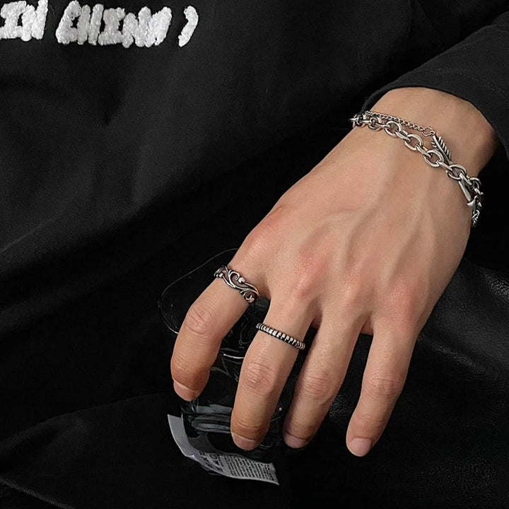 S8 No. 250 Vine Ring